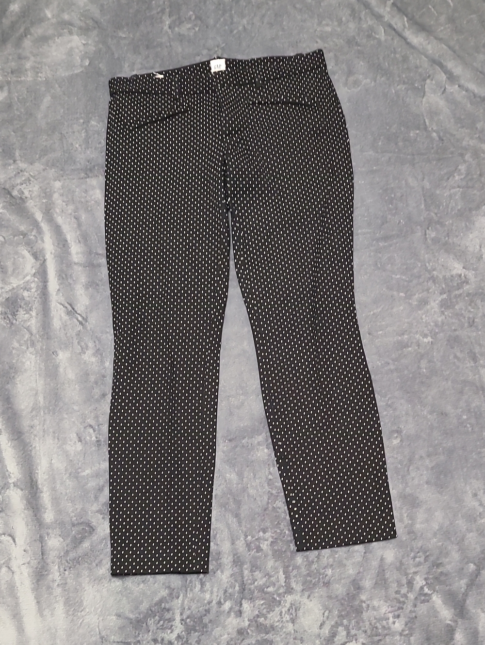 GAP Women's Black Jeans with White Dot Print - Straight Leg